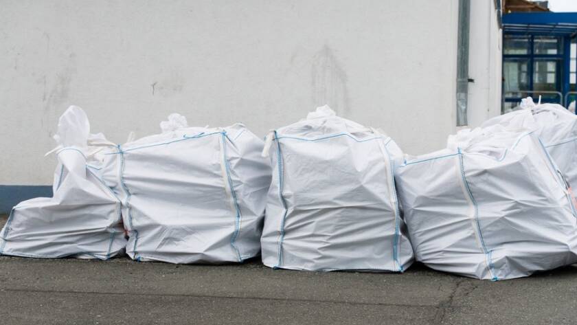 acas Viso Desamianta almacenando residuos peligrosos